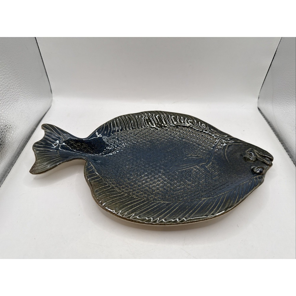 Rosalie Nadeau Glazed Art Pottery Fish Plate 13x7.5" Flounder Cape Cod Artist 8